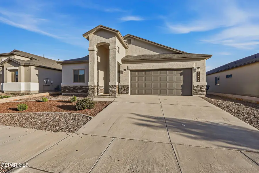 13680 Lago Vista Avenue, Horizon City, TX 79928 - #3