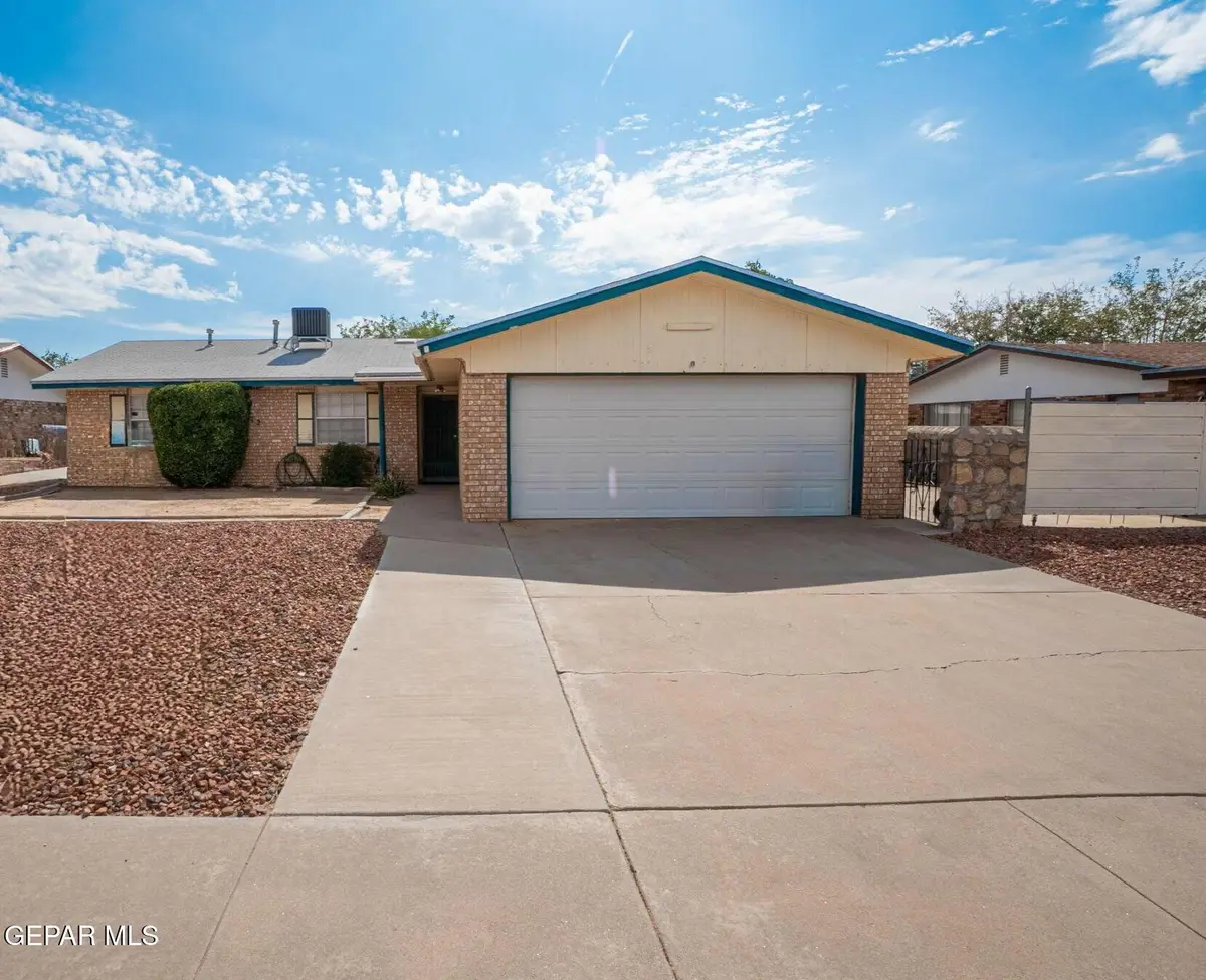 10712 Gay Brewer Drive, El Paso, TX 79935 - #1