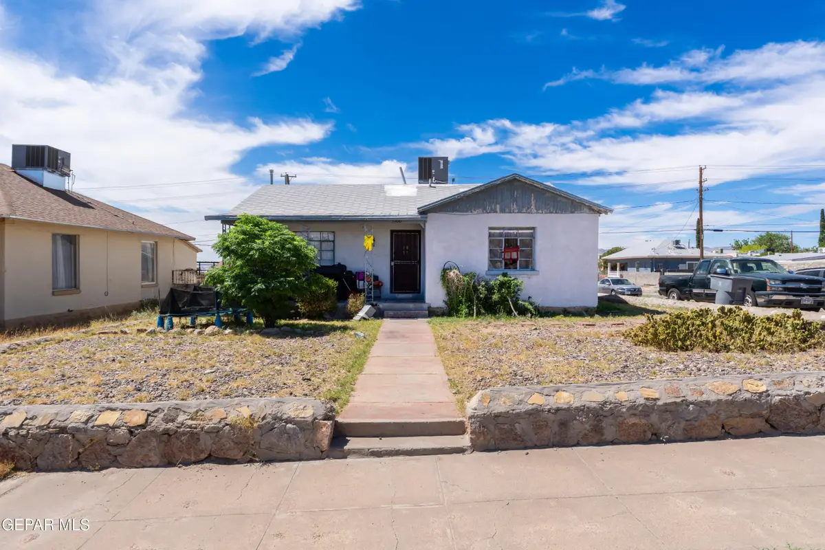 3100 Frankfort Avenue, El Paso, TX 79930 - #1