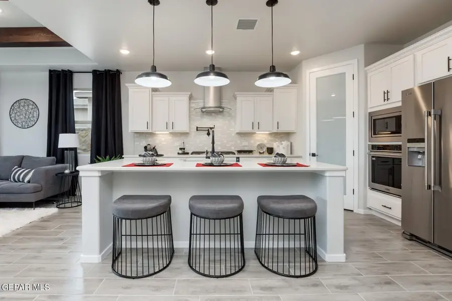 708 Paseo Del Agua Street, Horizon City, TX 79928 - #2