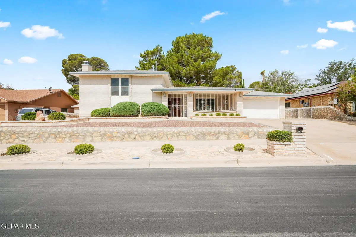 6217 Bandolero Drive, El Paso, TX 79912 - #1