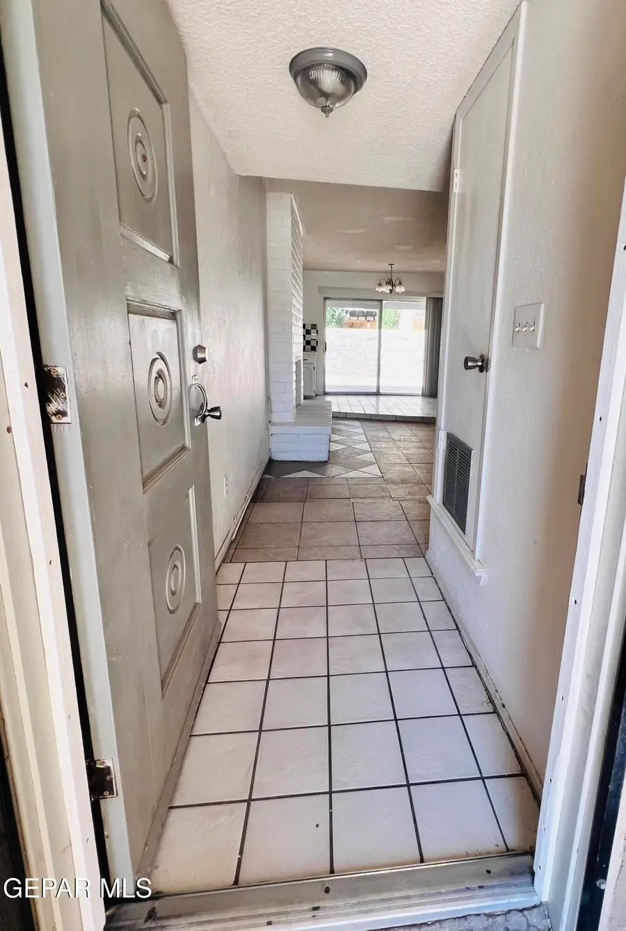 5530 Oakbriar Circle, El Paso, TX 79932 - #2