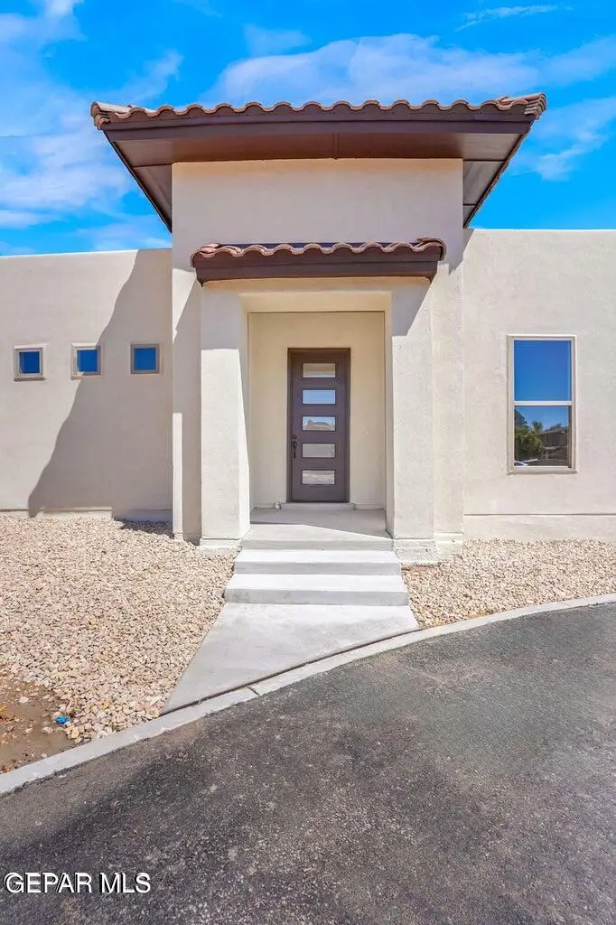 871 Country Club Road #4B, El Paso, TX 79932 - #2