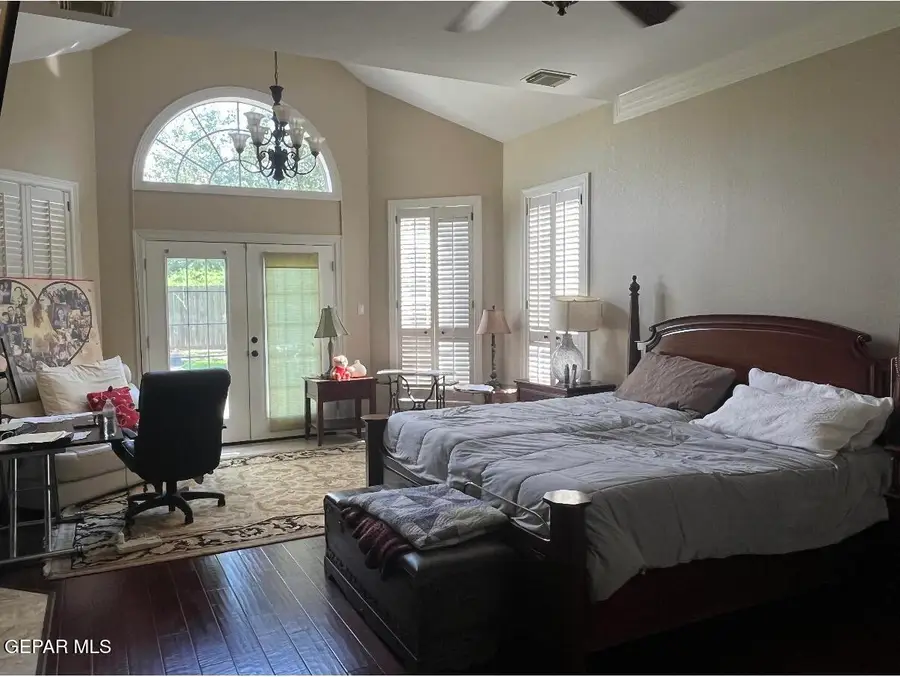 4202 Saint Michaels Court, Sugar Land, TX 99999 - #3