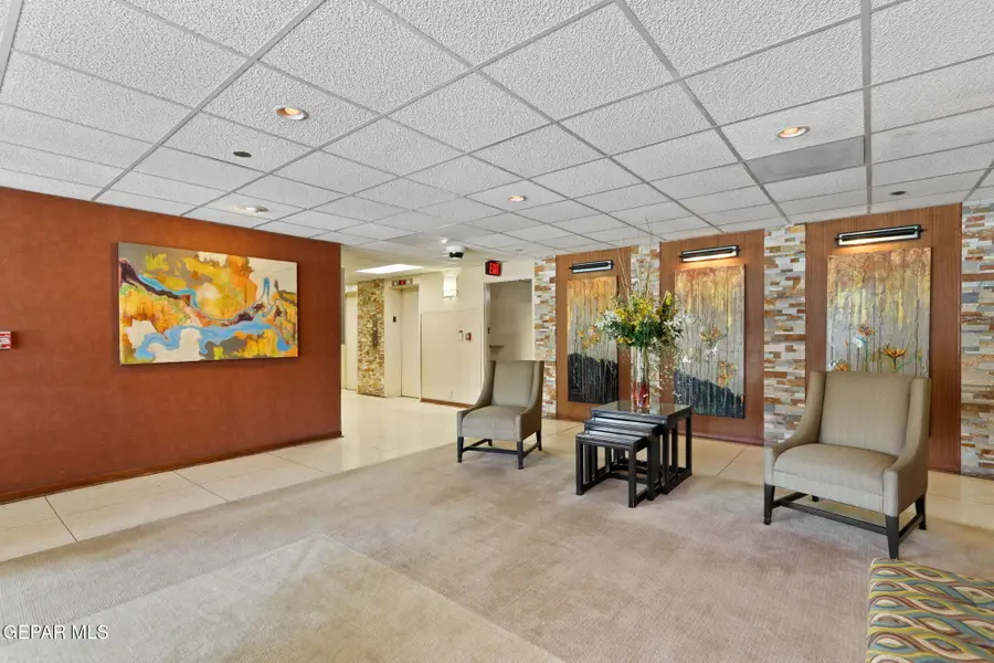 1800 N Stanton Street #403, El Paso, TX 79902 - #3