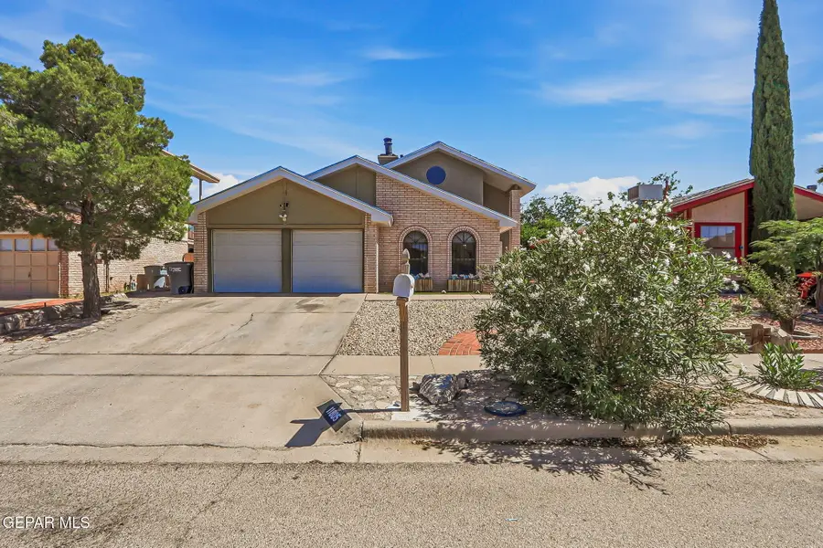 11805 Sierra Azul Drive S, El Paso, TX 79936 - #2