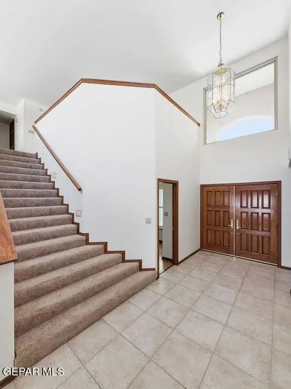 1092 Thunderbird Drive, El Paso, TX 79912 - #2
