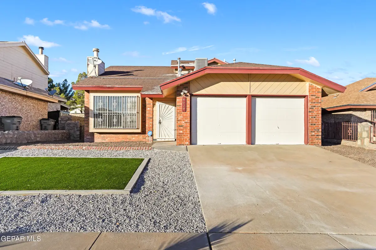 4629 Loma Escondida Drive, El Paso, TX 79934 - #1