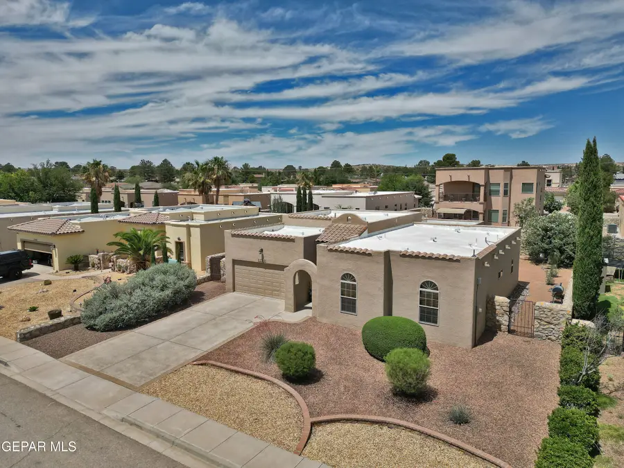 5709 Ireland Drive, Santa Teresa, NM 88008 - #2