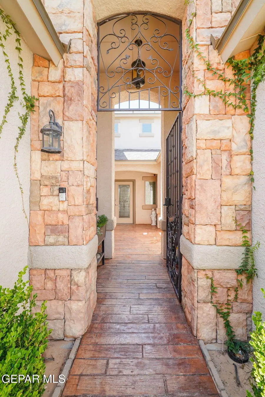 13813 Villa Vista Avenue, El Paso, TX 79928 - #2
