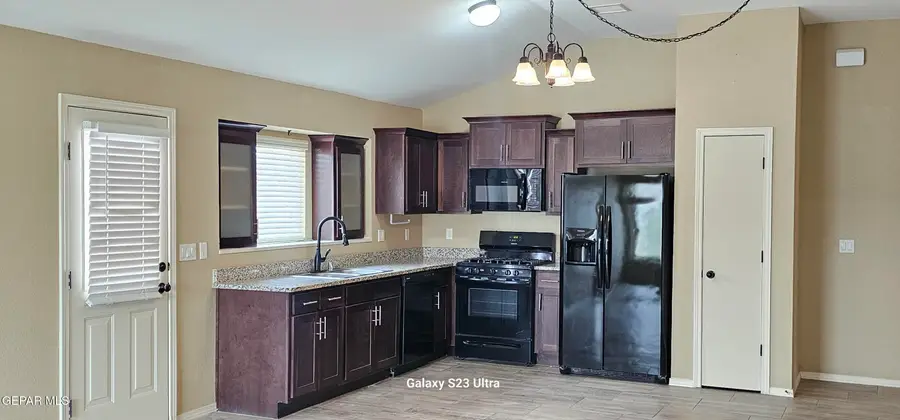 11673 Flor Celosia Drive, Socorro, TX 79927 - #3