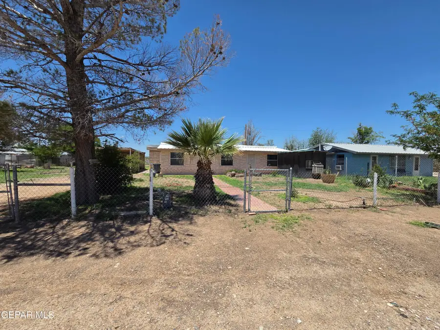 506 Dodson Street, Dell City, TX 79837 - #2