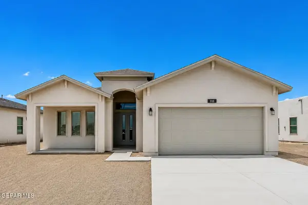 918 Andrew Arroyos, Socorro, TX 79927