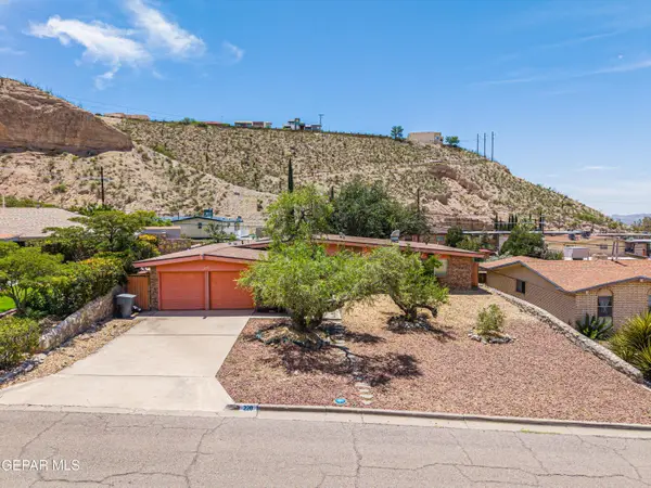 220 Moonglow Drive, El Paso, TX 79912