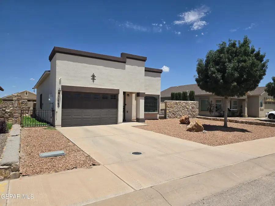 11740 Flor Celosia, Socorro, TX 79927 - #2