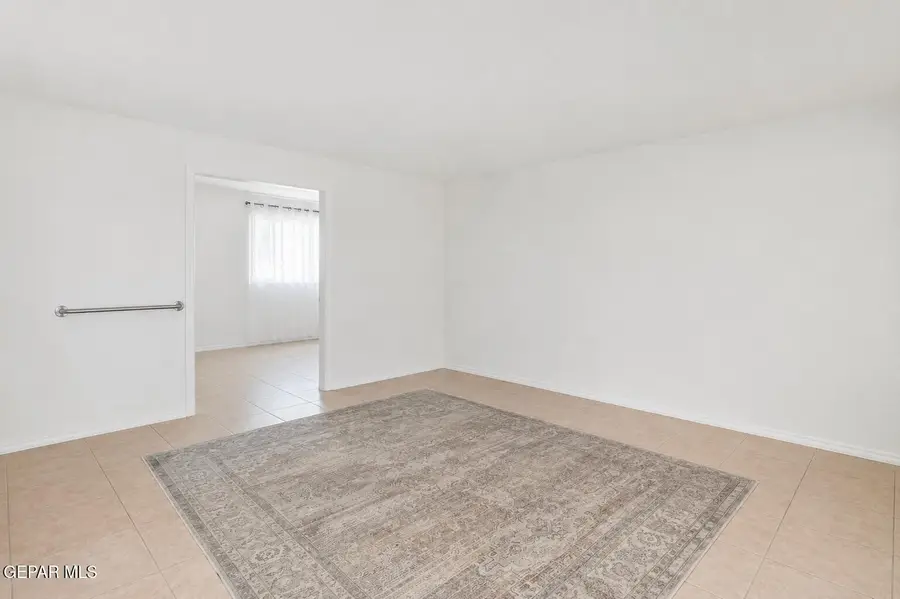 3505 Volcanic Avenue, El Paso, TX 79904 - #2
