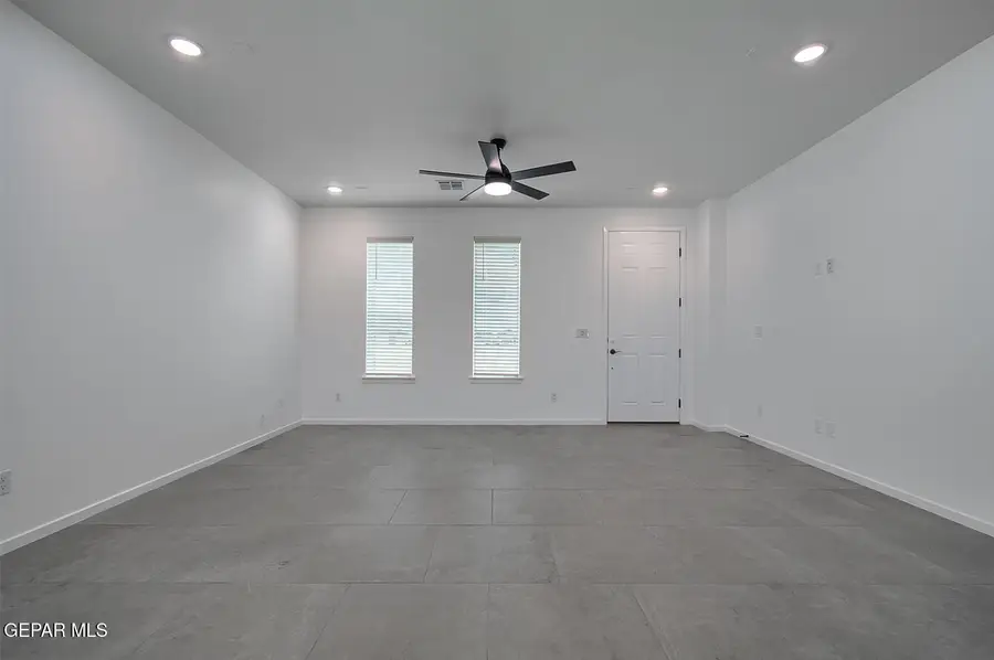13872 Carolina Ponce Avenue, Horizon City, TX 79928 - #2