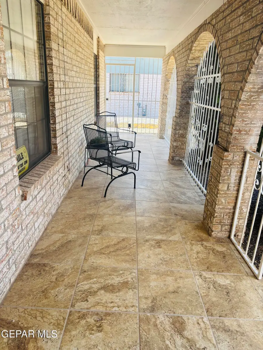3460 Running Deer Drive, El Paso, TX 79936 - #3