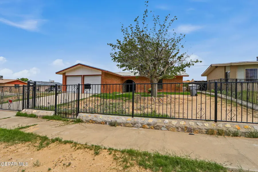2168 Septiembre Drive, El Paso, TX 79935 - #3