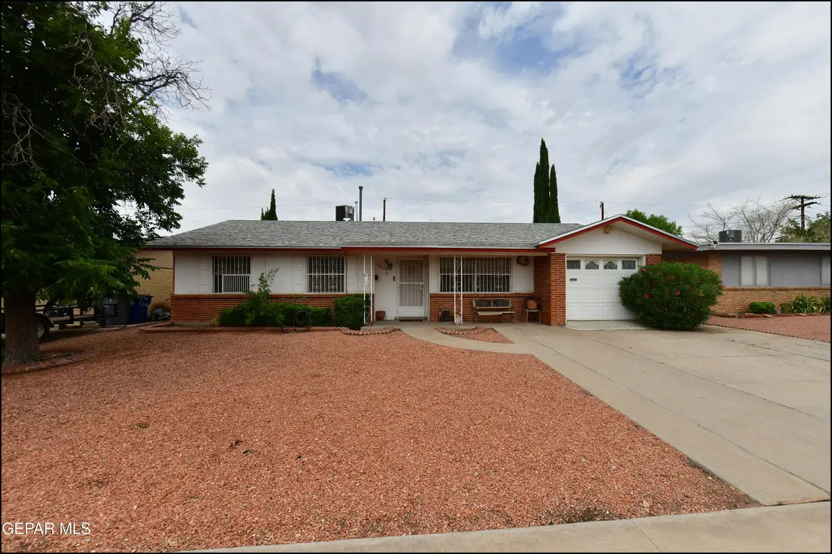 10725 Saigon Drive, El Paso, TX 79925 - #1