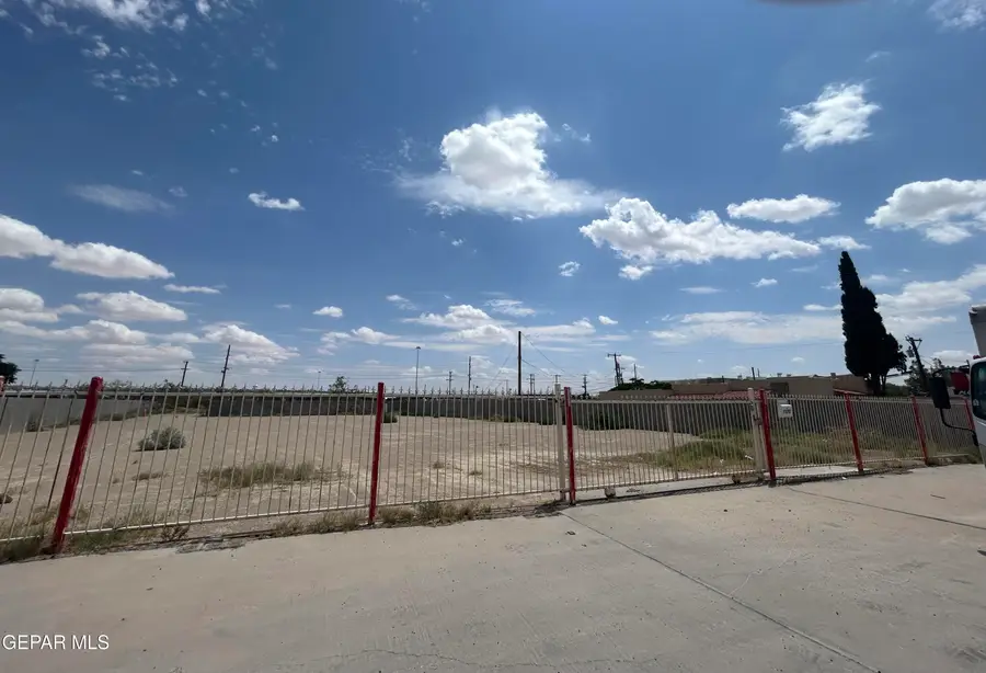 7273 Alameda Avenue, El Paso, TX 79915 - #3