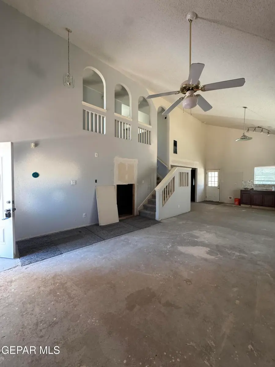 3105 Tierra Humeda Drive, El Paso, TX 79938 - #3