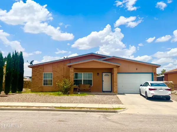 925 Brezo Street, Horizon City, TX 79928