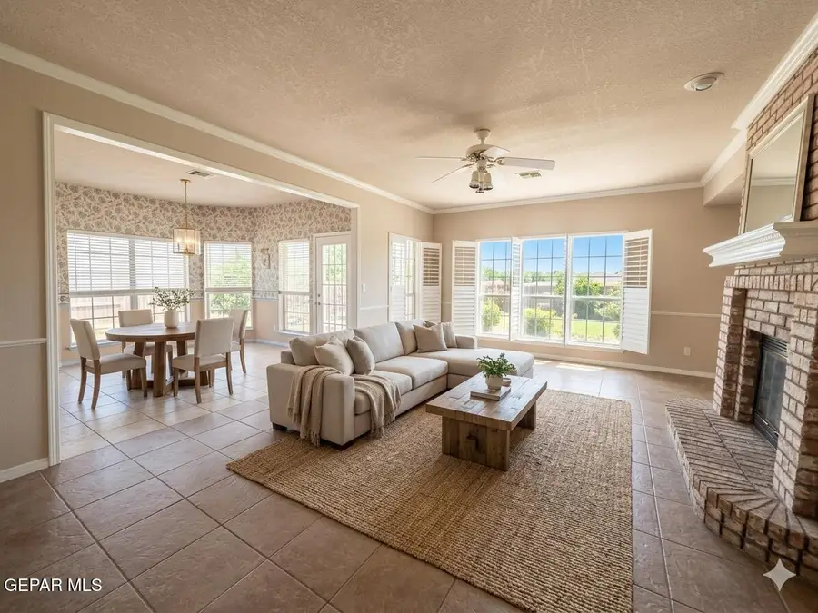 6261 Los Bancos Drive, El Paso, TX 79912 - #2