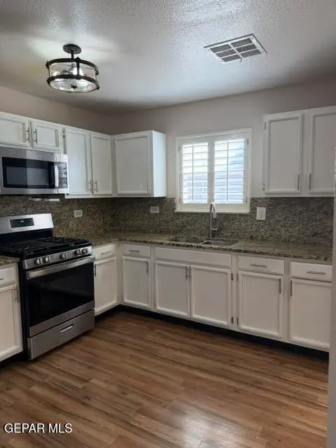 10421 Valle Del Mar Drive, Socorro, TX 79927 - #3