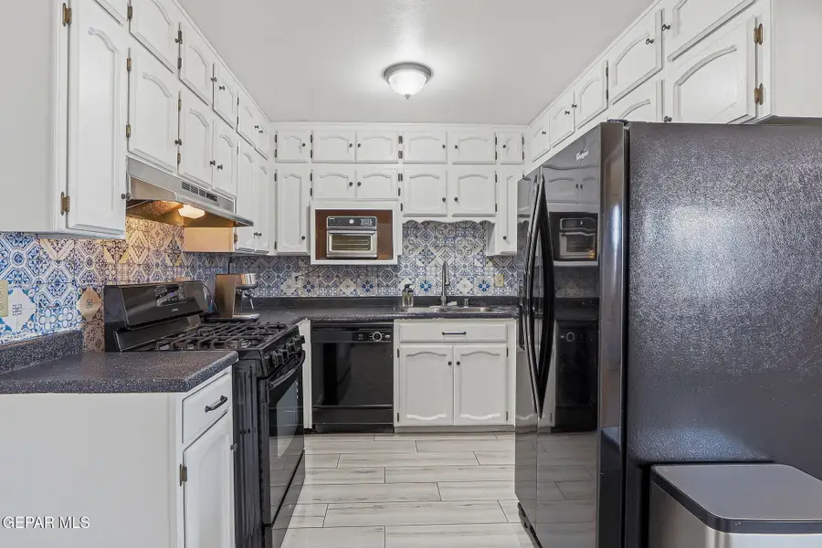 3431 Wickham Avenue, El Paso, TX 79904 - #3