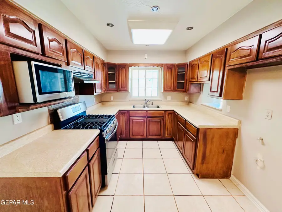 9204 Mount San Berdu Drive, El Paso, TX 79924 - #3