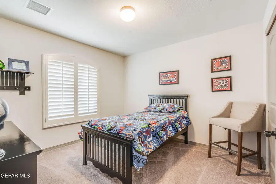 421 Cliff Thomas Avenue, Clint, TX 79836 - #3
