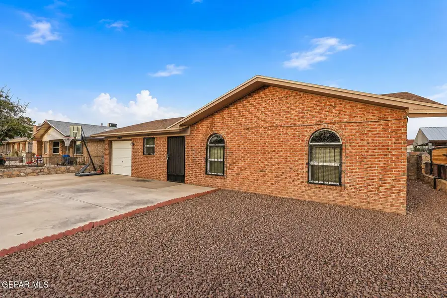 10804 Sapphire Street, El Paso, TX 79924 - #2