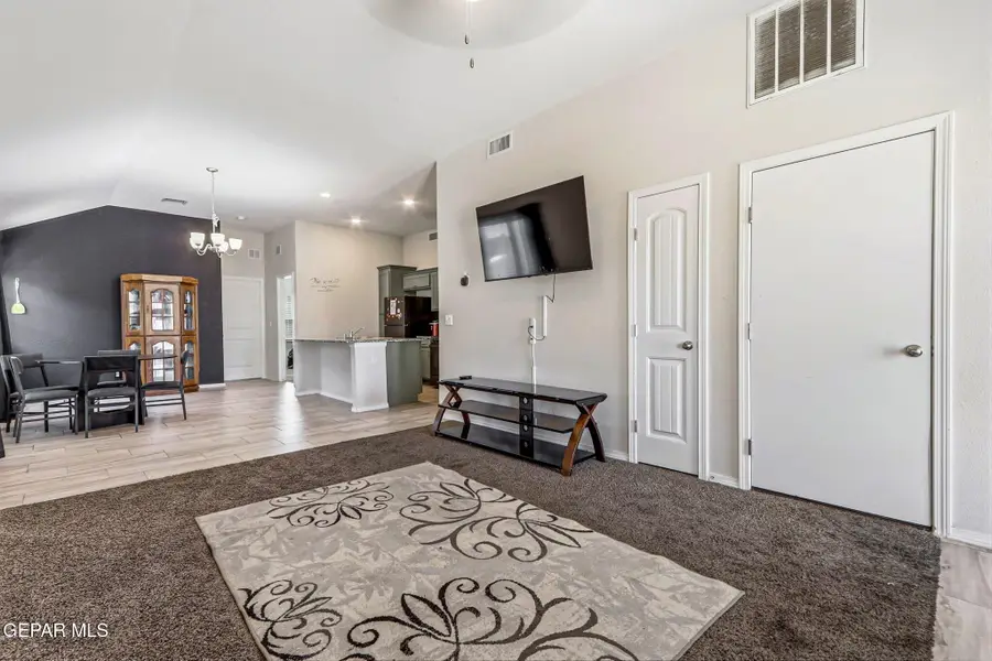 5045 Margarita Talamantes, El Paso, TX 79938 - #3