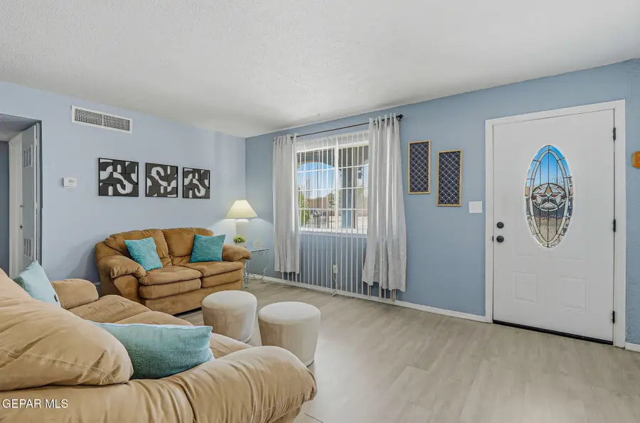 323 Valle Sereno Drive, El Paso, TX 79907 - #3