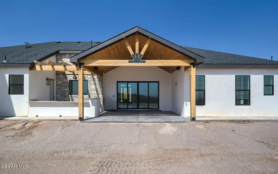 6035 Dusty Prints Road, Las Cruces, NM 88007 - #3