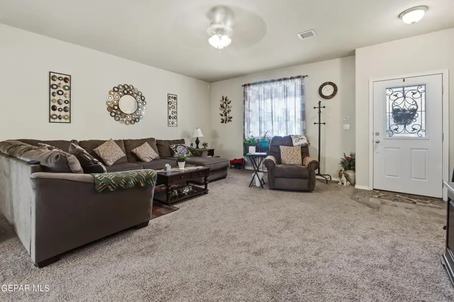 12330 Thren Ave., El Paso, TX 79928 - #3