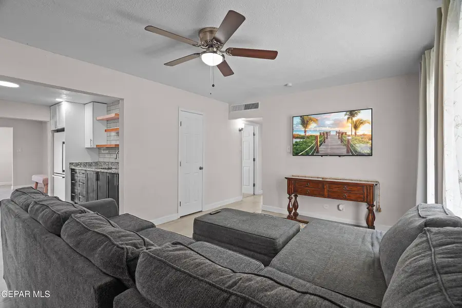 9024 Mount Rushmore Lane, El Paso, TX 79904 - #2