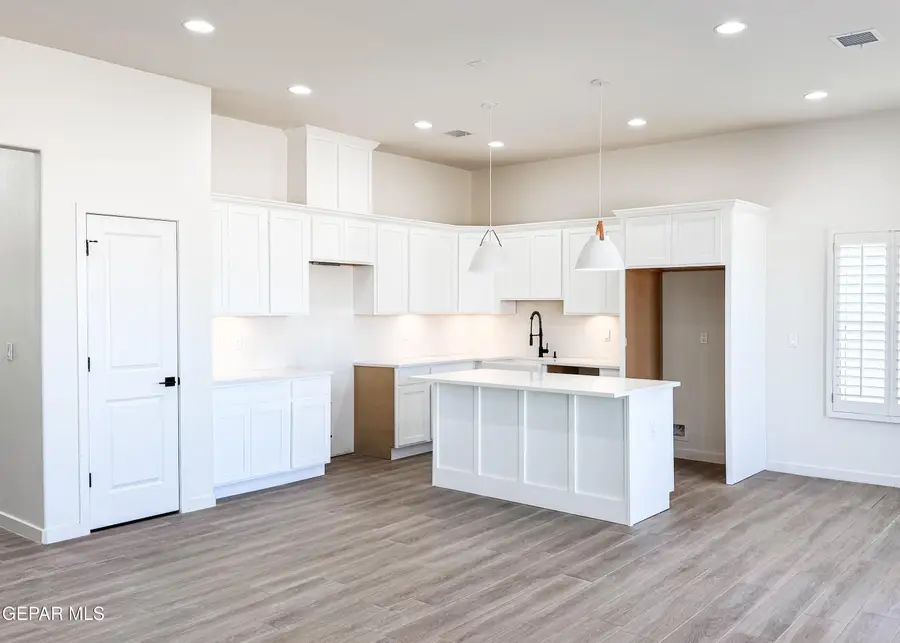 12406 Amesbury Avenue, El Paso, TX 79928 - #2