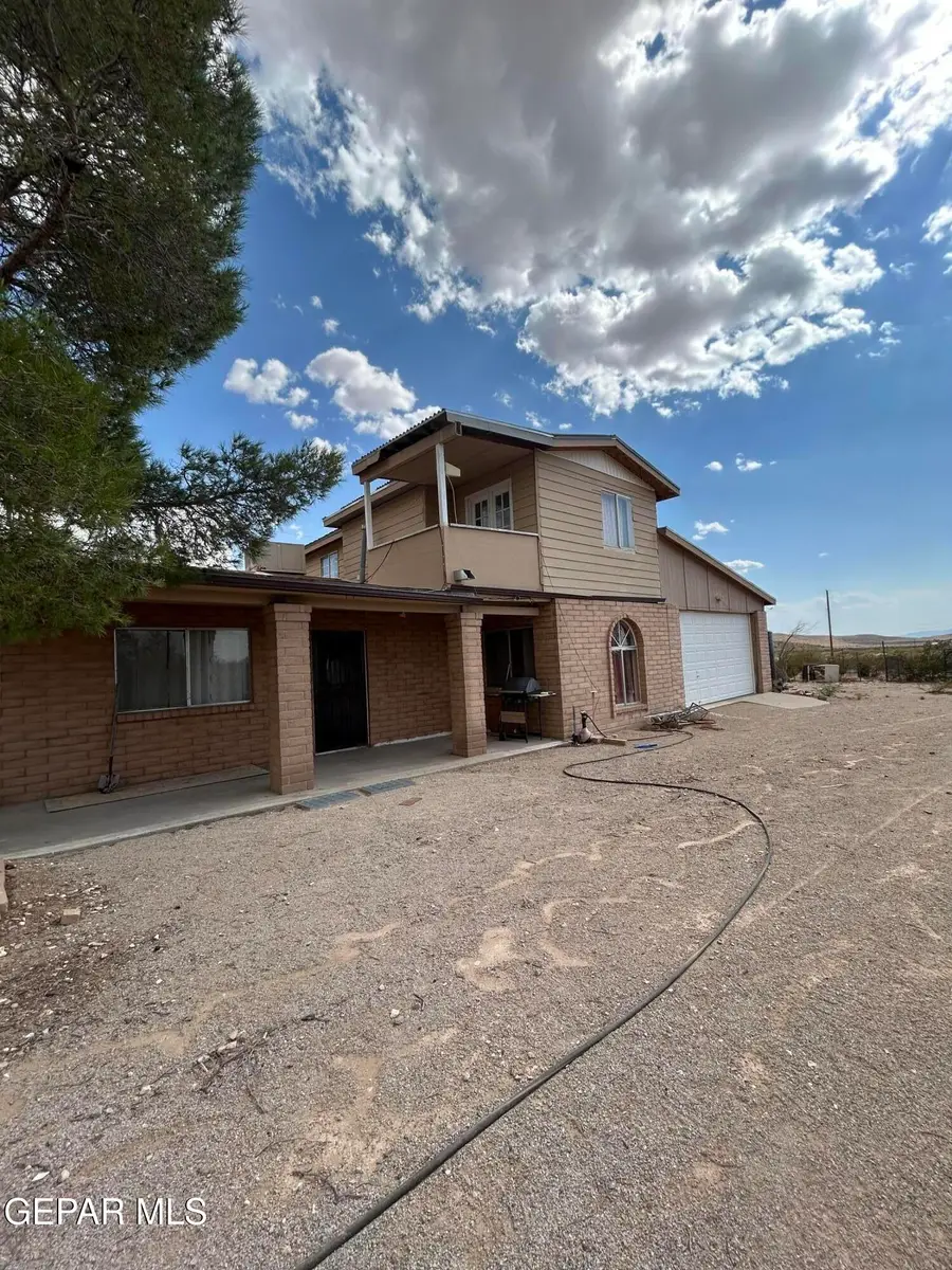 17440 English Avenue, El Paso, TX 79938 - #2