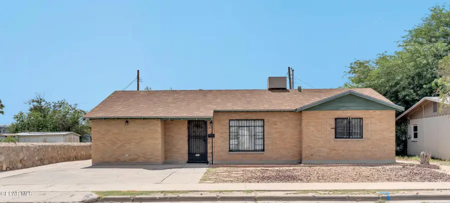 261 S Maryland Street, El Paso, TX 79905 - #2