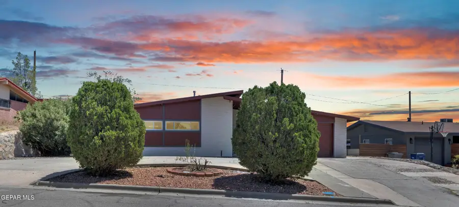 404 Chermont Drive, El Paso, TX 79912 - #2