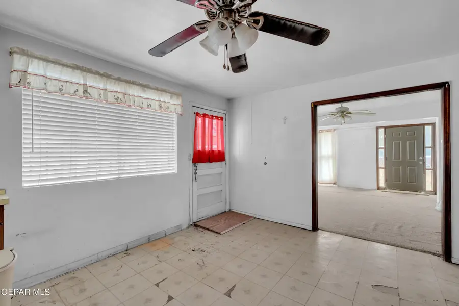 612 Raymundo Road, Socorro, TX 79927 - #2