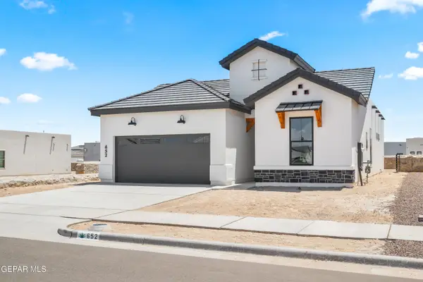 652 Paseo De La Reina Street, Horizon City, TX 79928