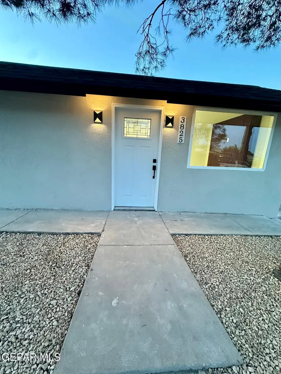 3825 Pierce Avenue, El Paso, TX 79930 - #3