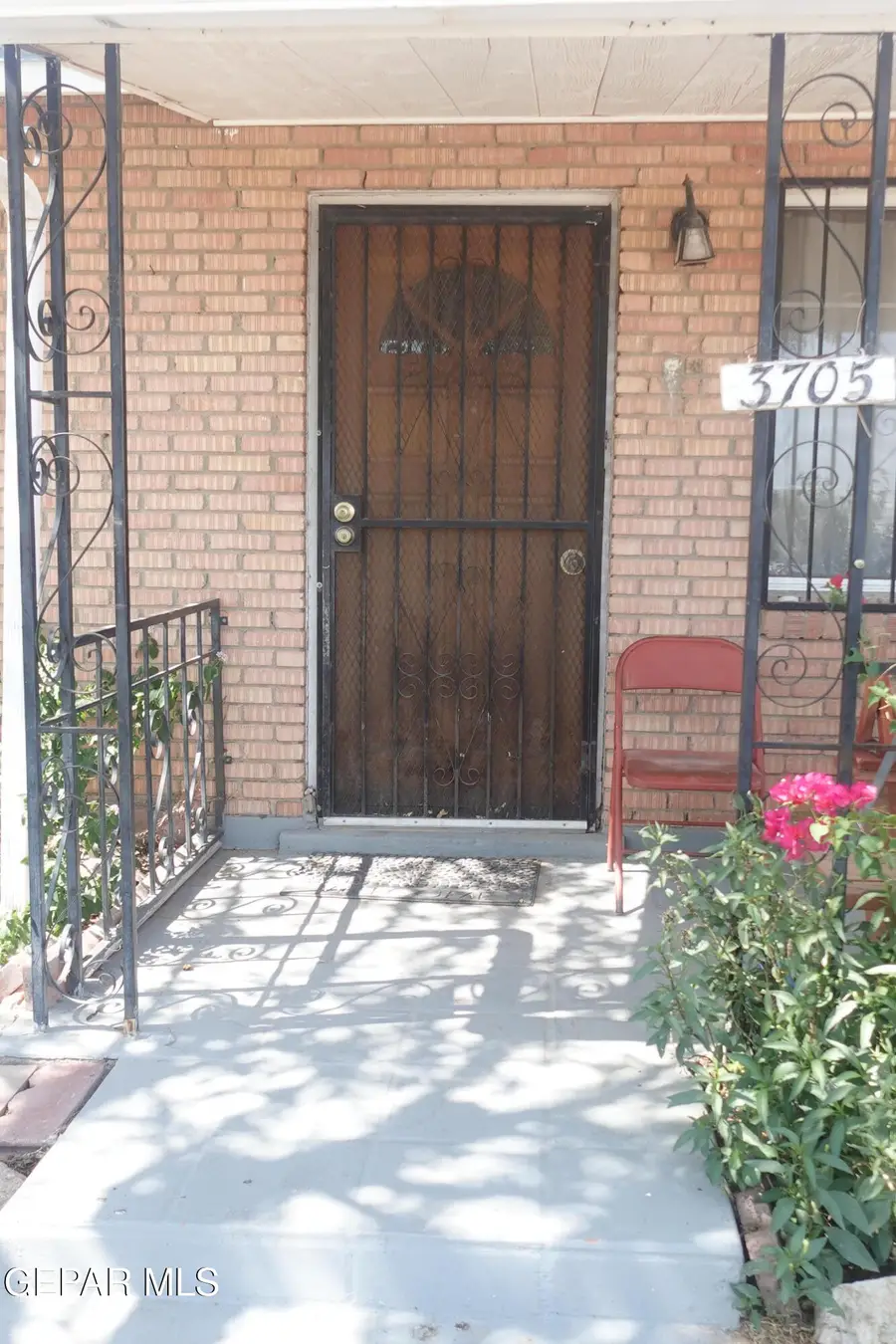 3705 Flory Avenue, El Paso, TX 79904 - #3