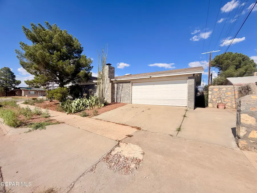 8100 Parkland Drive, El Paso, TX 79925 - #2