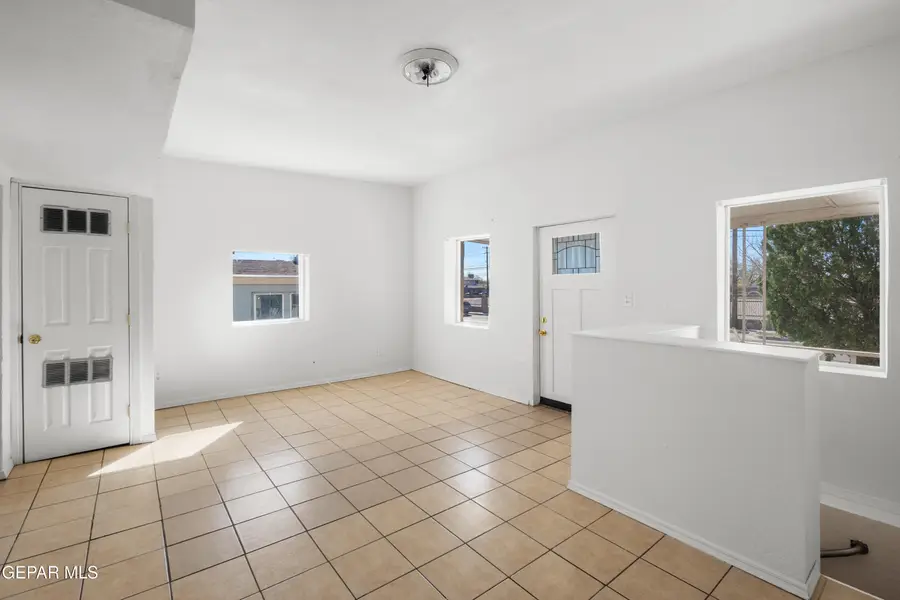 3315 E Missouri Avenue, El Paso, TX 79903 - #3