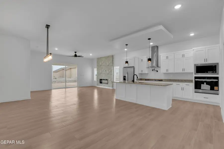 14453 Lavender Parkway, Horizon City, TX 79928 - #3