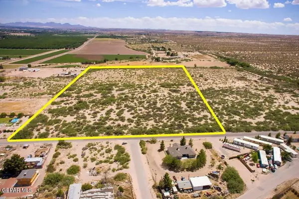 227 South Street, Anthony, NM 88021